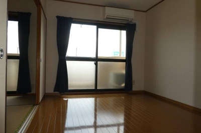 【居間・リビング】 | ファミーユＫ・Ａ・Ｙ | 洋室