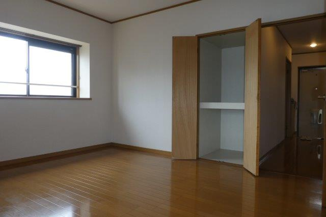 ファミーユＫ・Ａ・Ｙの内装|ダイニング