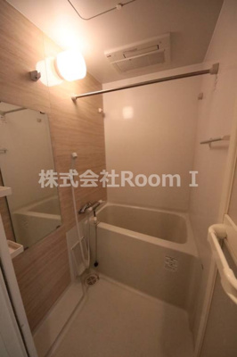 【浴室】 | エスライズ御堂筋本町 | ゆったり過ごせるお風呂です