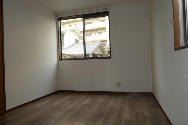 プリンス大島の洋室