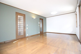 【居間・リビング】 | ゆったり過ごせるリビングです