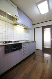 【キッチン】 | お料理しやすい独立したキッチンです