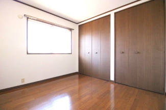 【洋室】 | 収納がたくさんある使い勝手のいい洋室です