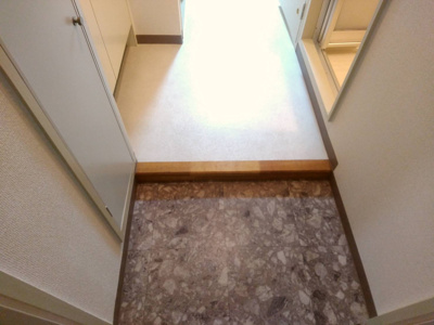 【玄関】 | サンリバティ