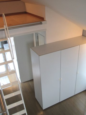 【収納】 | マイホーム国立 | ※違う号室の写真となります。1階はロフト無