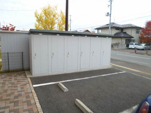 メゾンマスト下太田　Dの駐車場