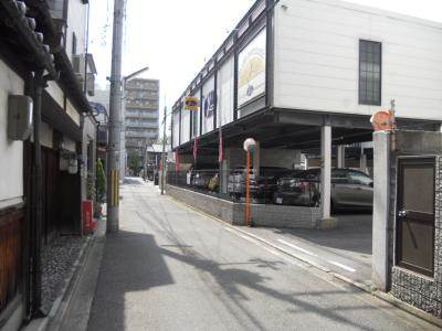 四条テラスの周辺|前面道路