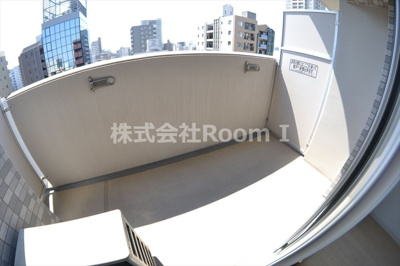 【バルコニー】 | アーバンフラッツ上町 | 開放的で明るい空間を演出してくれるバルコニーです