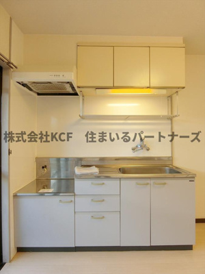 【キッチン】 | ロイヤルマンション国分 | お料理しやすいキッチンです