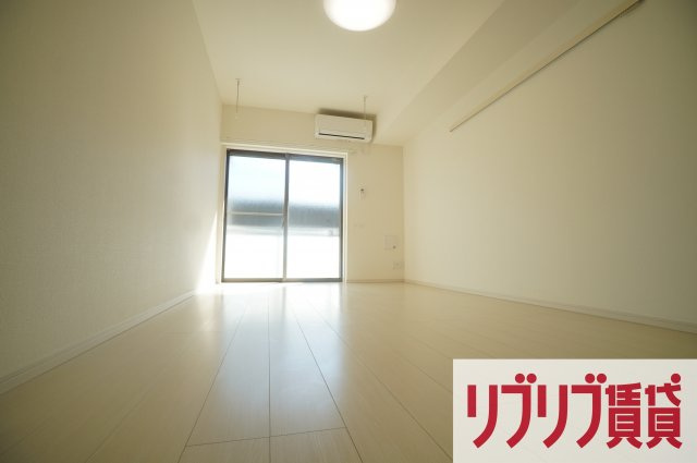 グレイス稲毛の居間・リビング