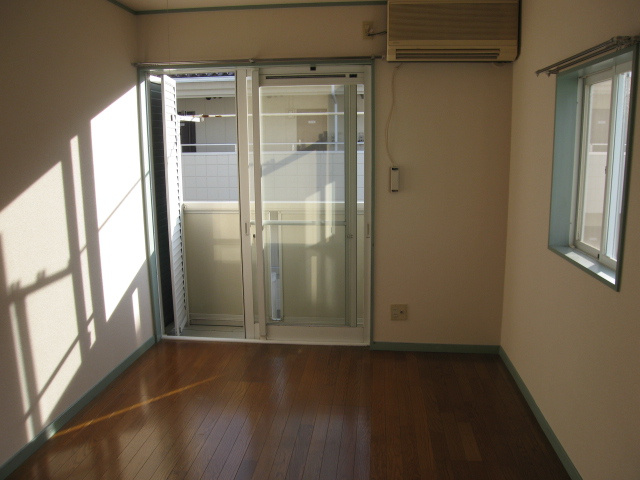 【居間・リビング】 | モンパレス小山5号館