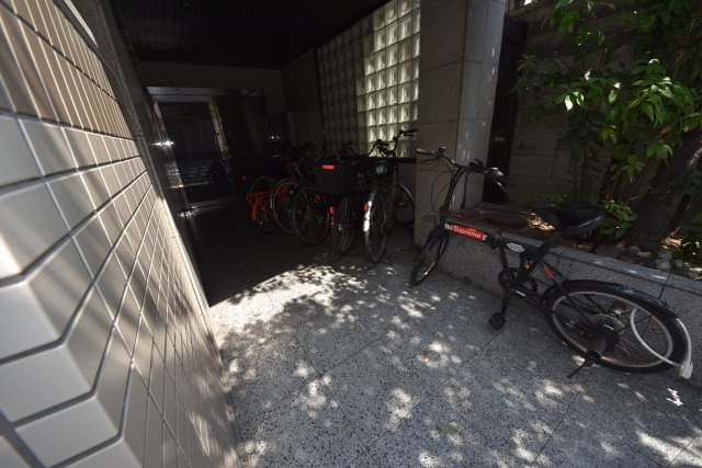 メゾンナカニシパートⅡのエントランス