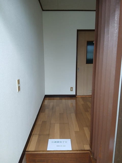 あさひハイツの玄関