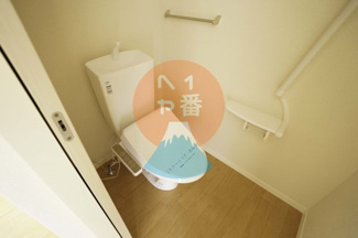 【トイレ】 | ビューテラスハイムC | 落ち着いた色調のトイレです