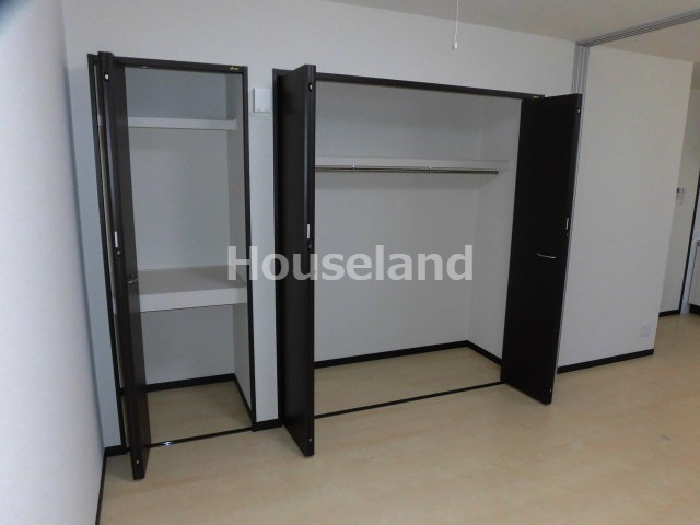 フジパレス市駅東Ⅱ番館の収納