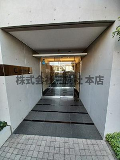 【エントランス】
