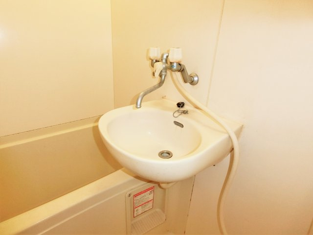アークAの洗面所