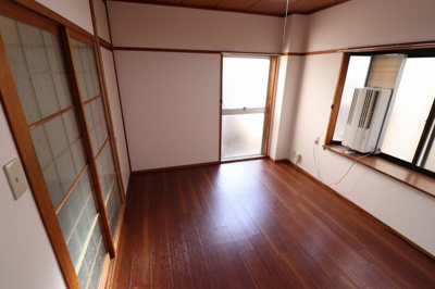 【居間・リビング】 | ハイネス関目