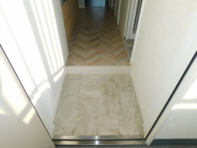 【玄関】 | グレイティア四日市