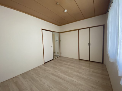 【洋室】 | メゾン大津和