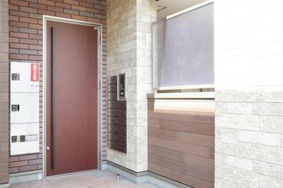 【エントランス】 | AQUE15 | オートロック、宅配ボックス、メールボックス完備♪