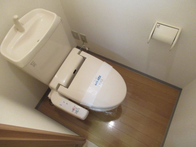 アンジェラのトイレ