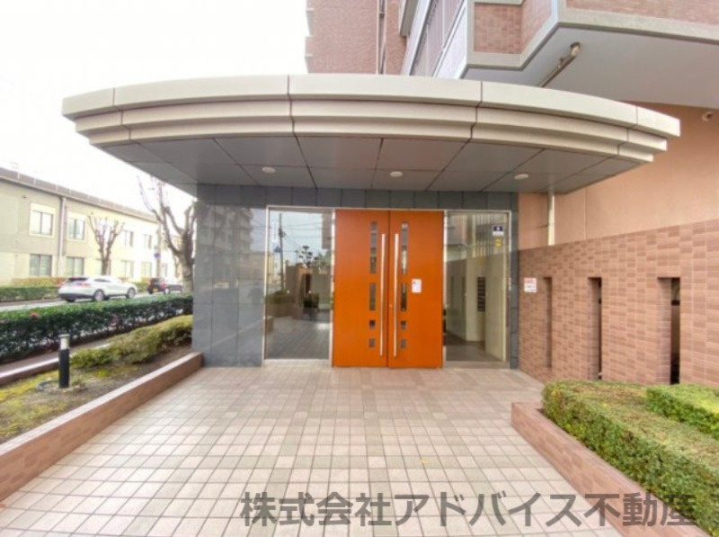 エバーライフ羽犬塚弐番館のエントランス