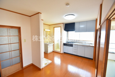 【居間・リビング】 | ダイワ高井田ビル