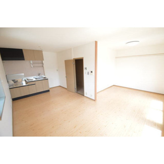 【居間・リビング】 | サンガーデンイママン　Ｅ