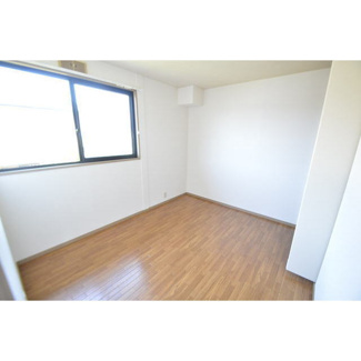 【洋室】 | サンガーデンイママン　Ｆ