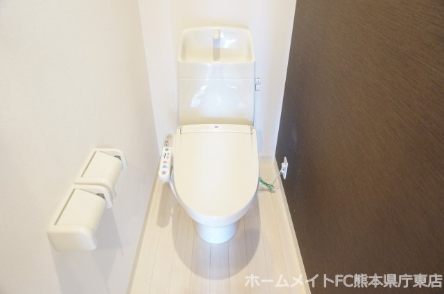 熊本市中央区出水８丁目のアパートのトイレ
