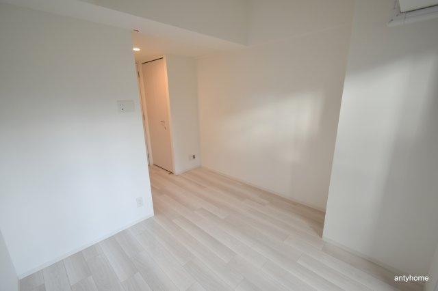 エスリードレジデンス大阪弁天町　仲介手数料無料の居間・リビング