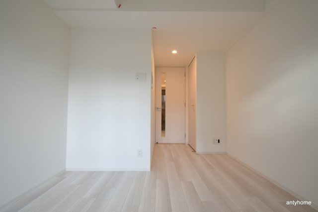 エスリードレジデンス大阪弁天町　仲介手数料無料の寝室