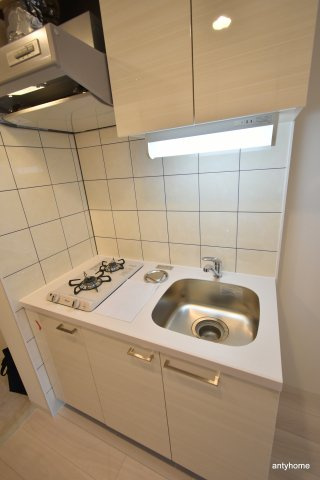 エスリードレジデンス大阪弁天町　仲介手数料無料のキッチン