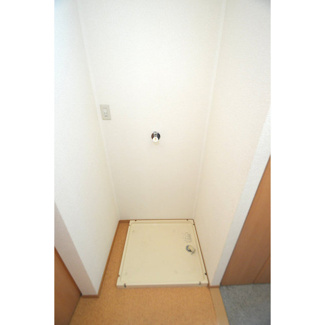 【設備】 | 陽だまりハイツ2000　D | 室内洗濯機置き場