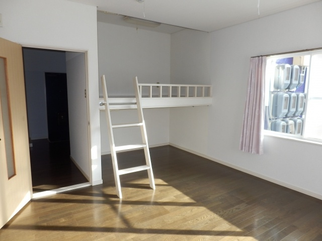 ザ・フューチャーハウスの洋室