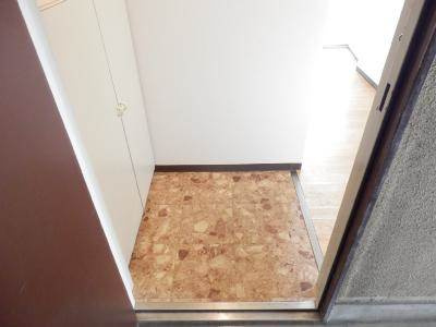 アムール五条の玄関