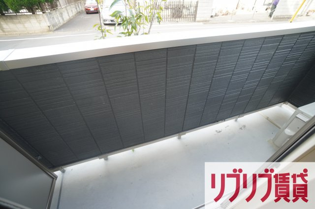 グランデュール春日のバルコニー