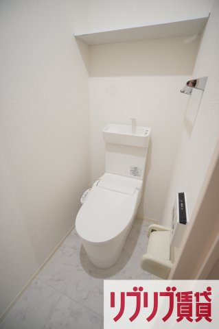グランデュール春日のトイレ