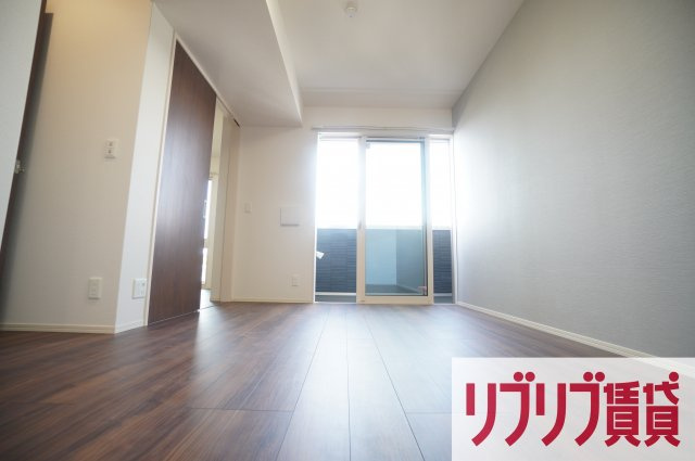 グランデュール春日の居間・リビング