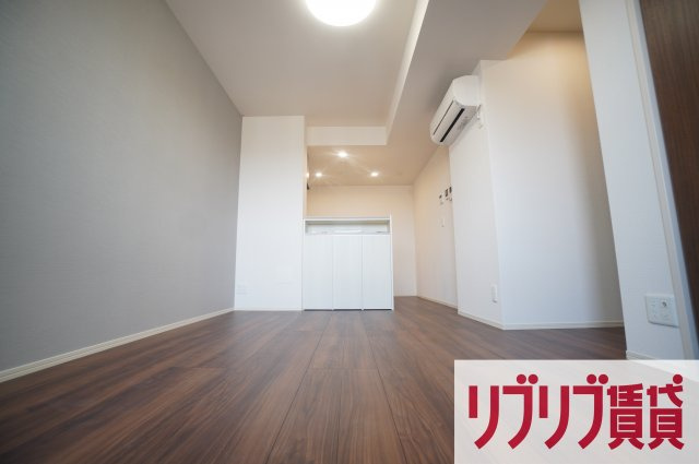 グランデュール春日の居間・リビング