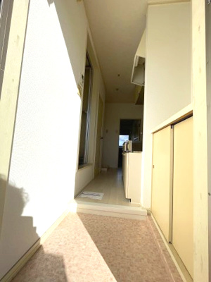 【玄関】 | プレジデント77ハイツ