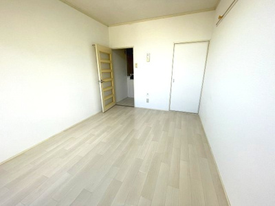 【居間・リビング】 | プレジデント77ハイツ