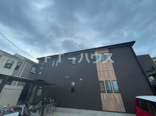 ファビュラス・ヴェルムの外観