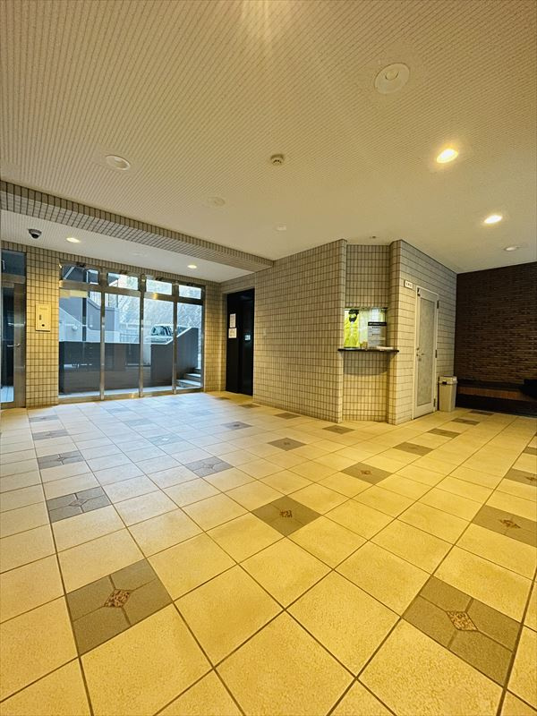 アムール香椎駅南のエントランス