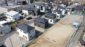 【外観】 | 令和4年3月撮影 綺麗な街並みの陽当たり、風通しの良い新規分譲地です