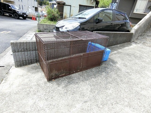 【駐車場】 | ライリッヒ・フーガ | いつでも目の届く敷地内に駐車場があります♪お車をお持ちのファミリーさんにオススメです☆