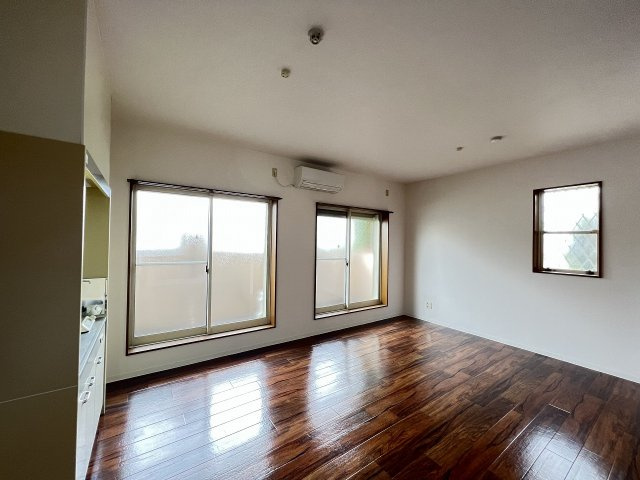 【居間・リビング】 | フォレスト山崎 | 写真は同マンション別部屋