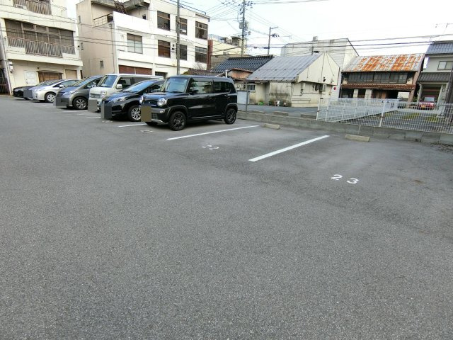 プレゼンスⅡの駐車場