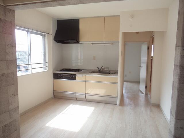 プランドールヤマダの居間・リビング